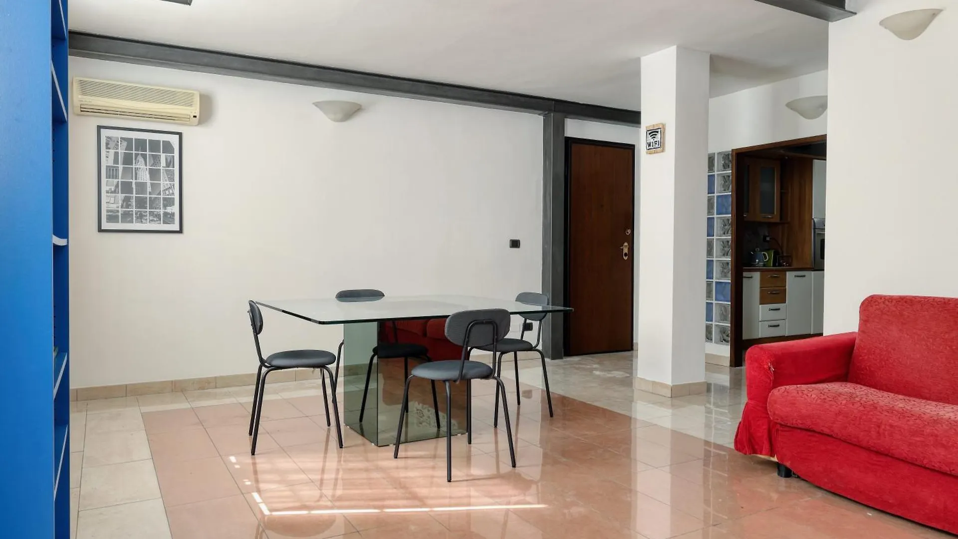 Luigi Bocconi Apartment 6 Pax Milán